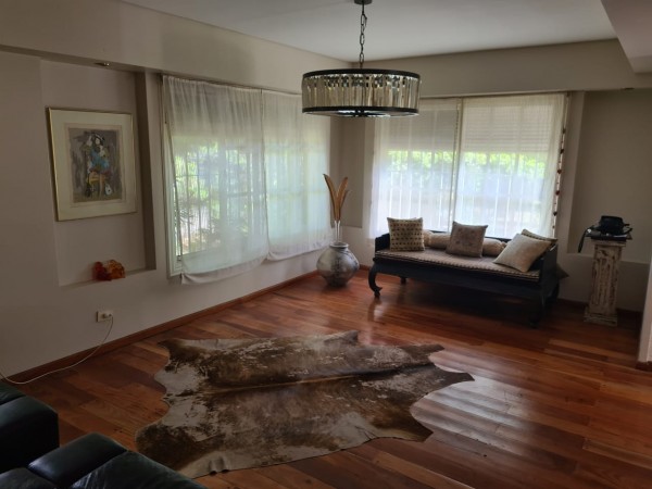 Venta Lindisima Casa en Martinez Vias a Libertador