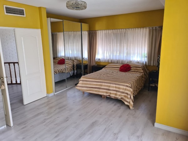 Venta Lindisima Casa en Martinez Vias a Libertador