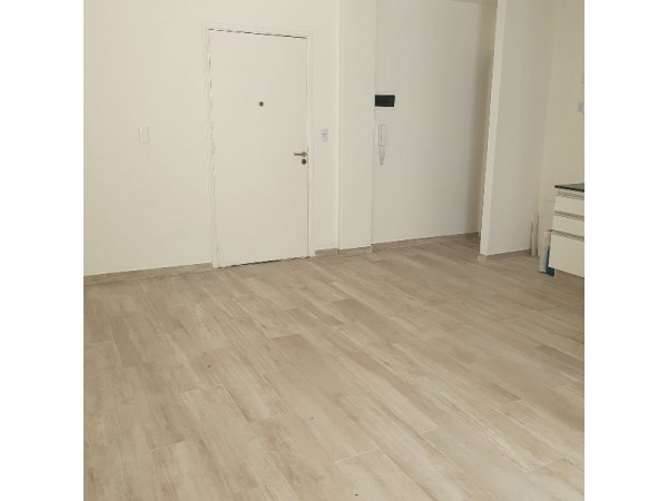 Lindísimo Departamento con Jardín