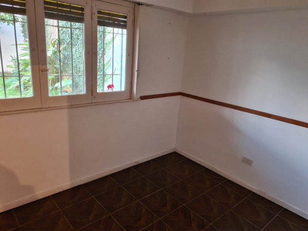 Departamento de 3 Ambientes con Jardín