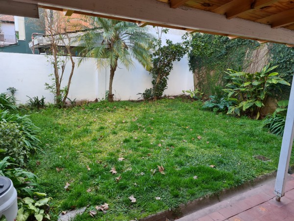 Departamento de 3 Ambientes con Jardín