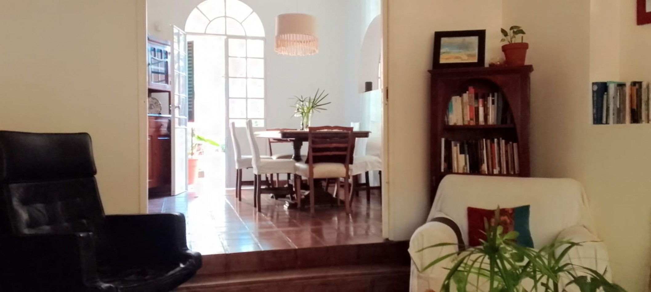 Venta Lindisima Casa Estilo Colonial, en San Isidro con Pileta