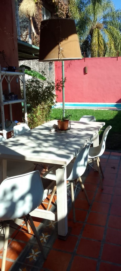 Venta Lindisima Casa Estilo Colonial, en San Isidro con Pileta