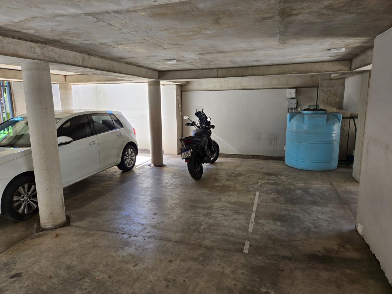 Venta Departamento 2 Amb Con Cochera en San Isidro