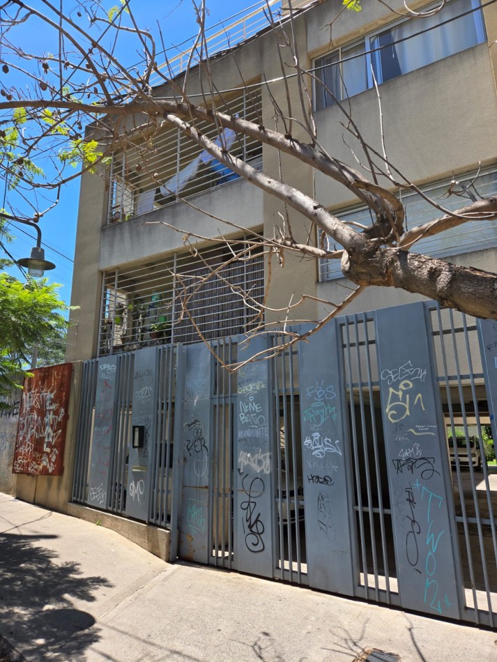 Venta Departamento 2 Amb Con Cochera en San Isidro