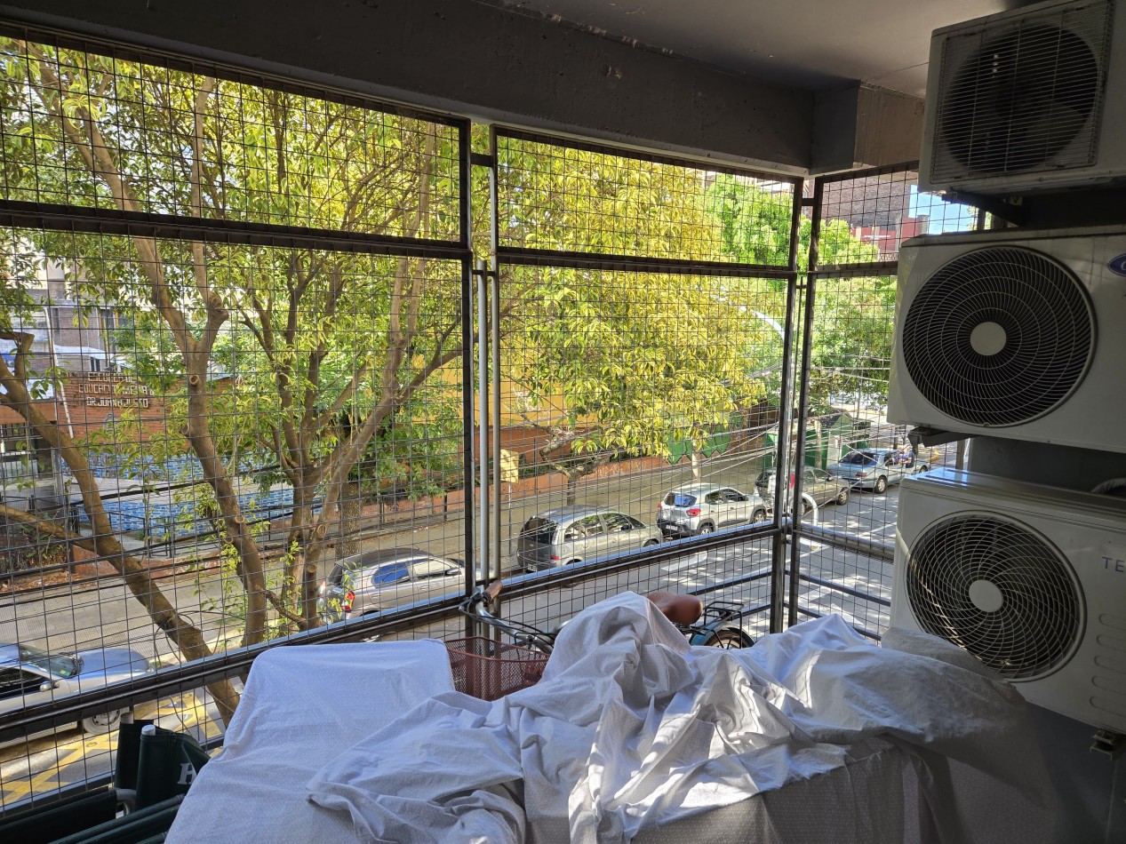 Venta Departamento 3 Amb en Olivos. Apto Credito