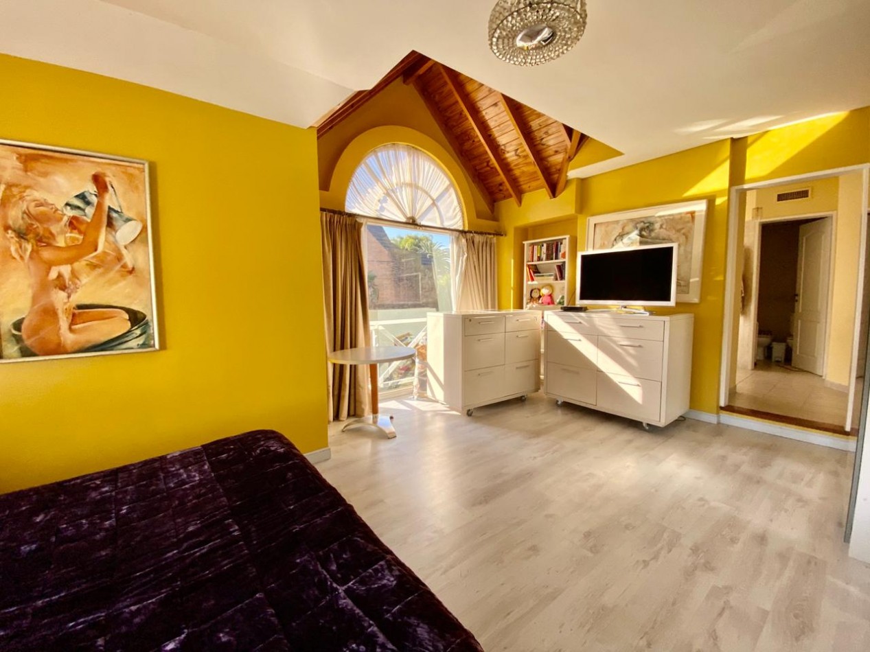 Venta Lindisima Casa en Martinez Vias a Libertador