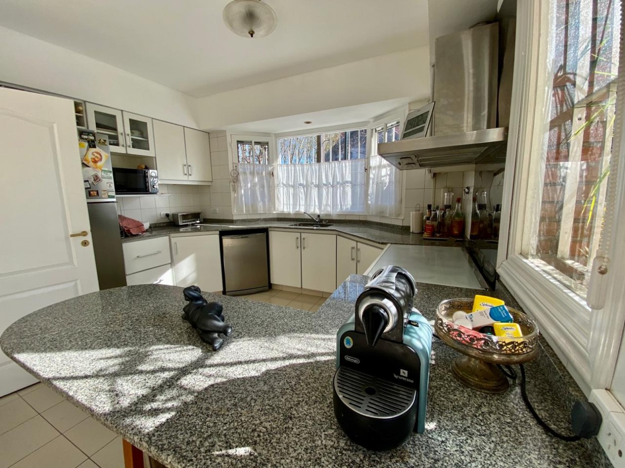 Venta Lindisima Casa en Martinez Vias a Libertador