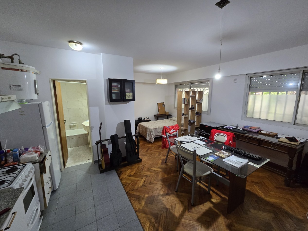 Venta Departamento Monoambiente con Cochera. Apto Credito