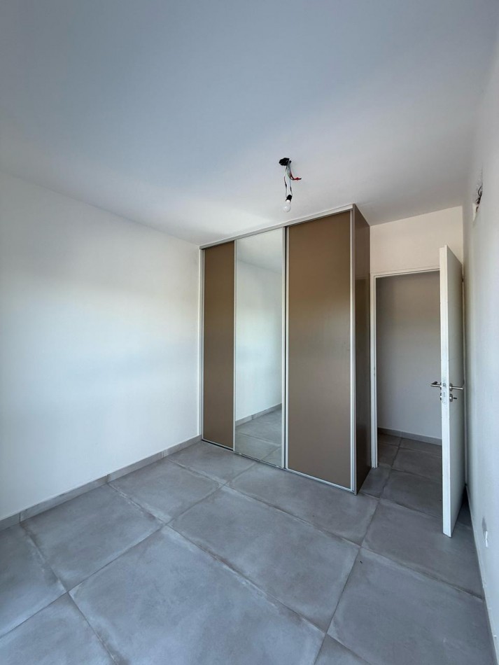 Venta Departamento 3 ambientes con Increible Terraza en Beccar
