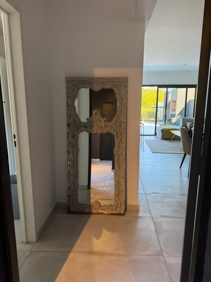 Venta Departamento 3 ambientes con Increible Terraza en Beccar