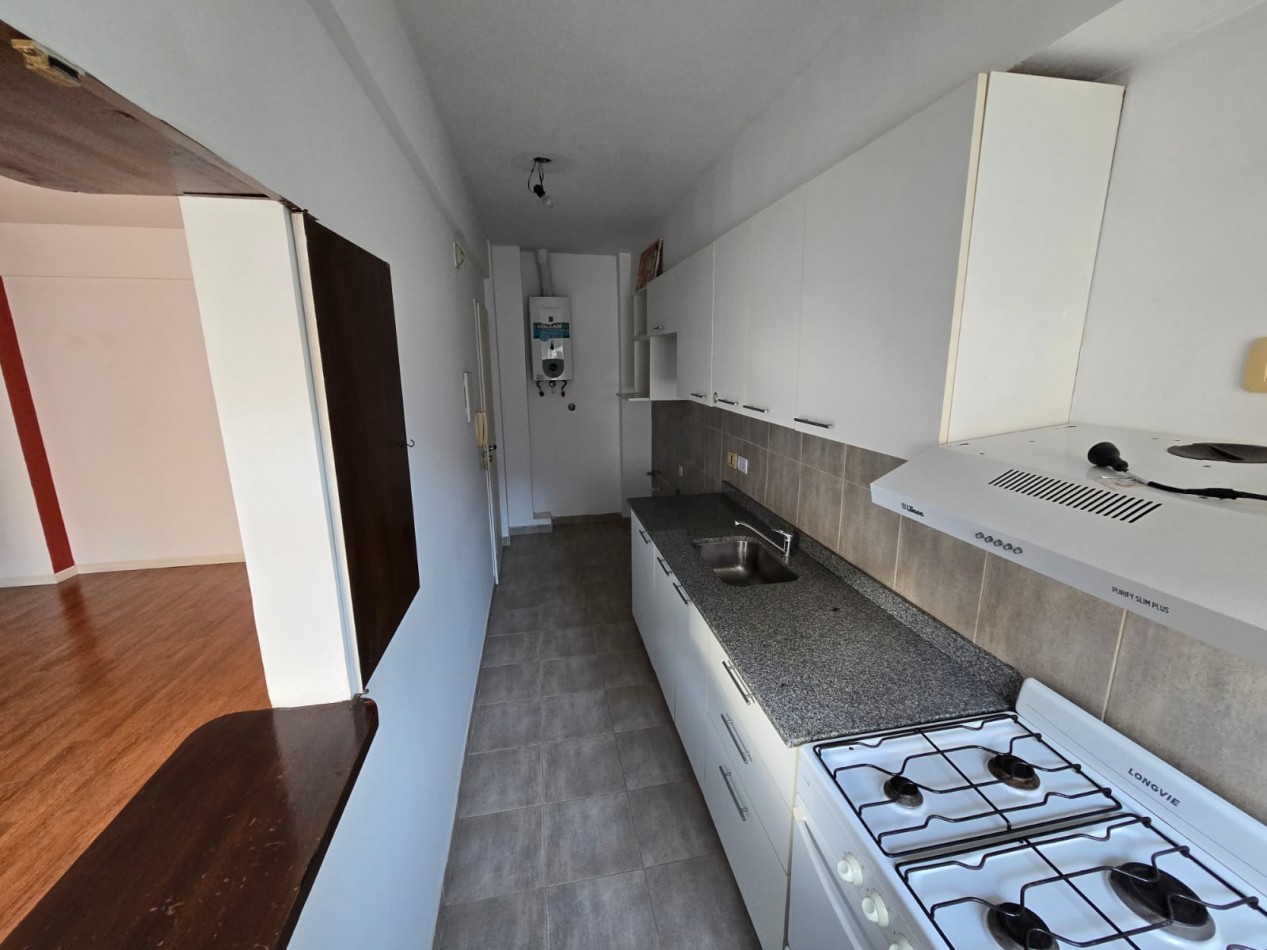 Venta Departamento 2 Ambientes con cochera en San Isidro