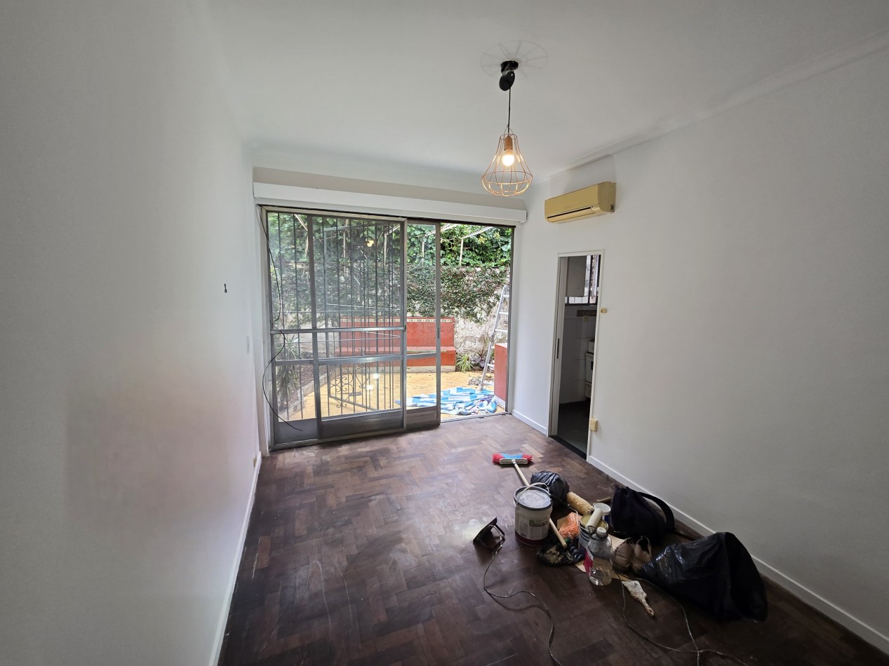 Departamento de 2 Ambientes con patio en el centro de San Isidro