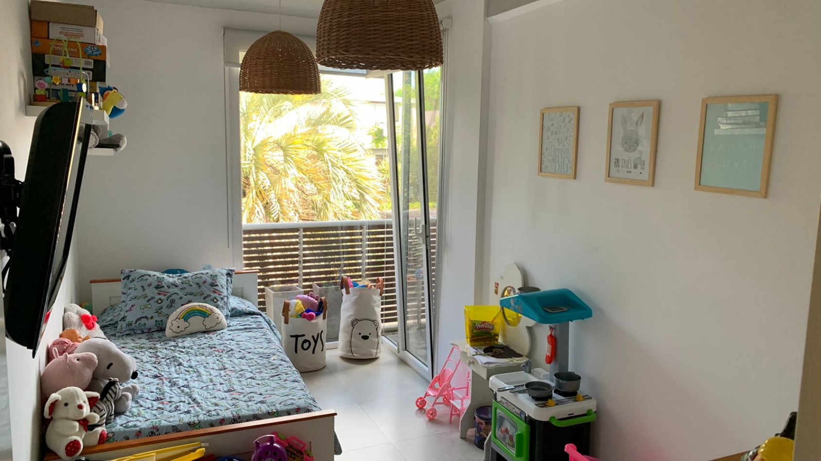 Alquiler Departamento de 3 ambientes con Cochera