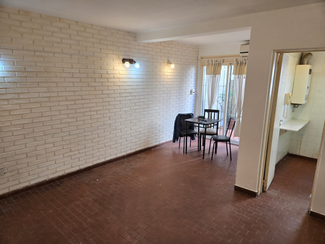 Alquiler Departamento 2 ambientes con Patio en San Isidro