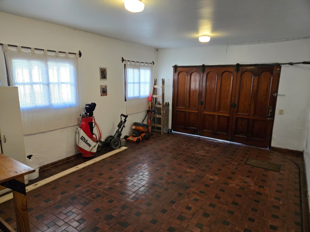 Casa en venta en San Isidro con jardin y pileta