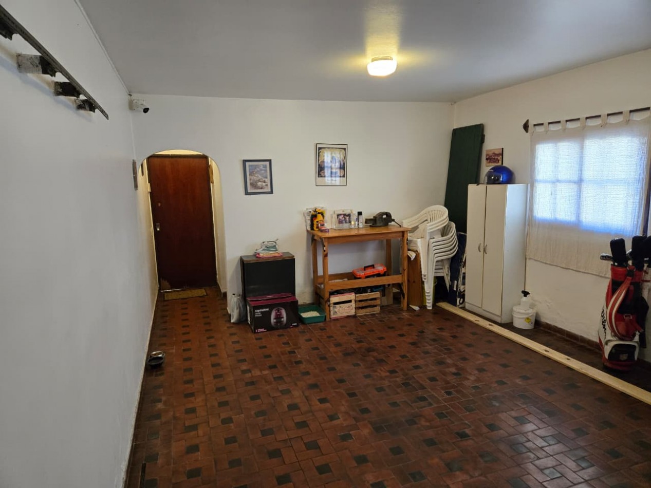 Casa en venta en San Isidro con jardin y pileta