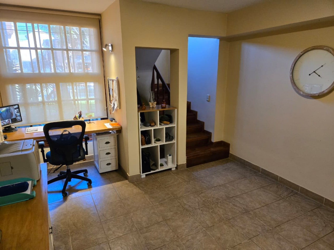 Casa en venta en San Isidro con jardin y pileta