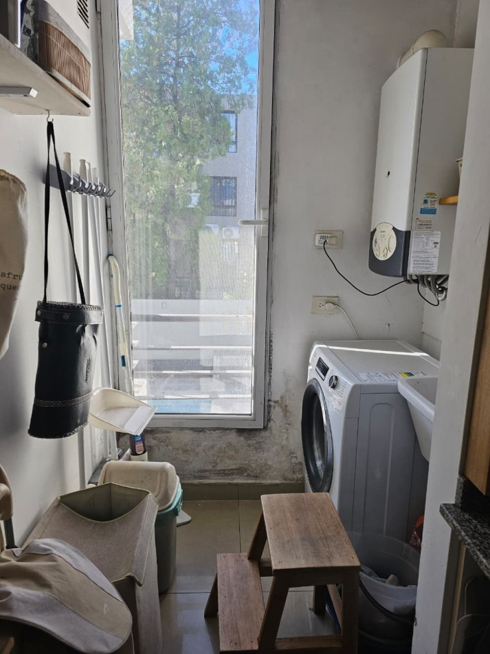 Alquiler Departamento de 3 Ambientes C/Cochera y Pileta en San Isidro