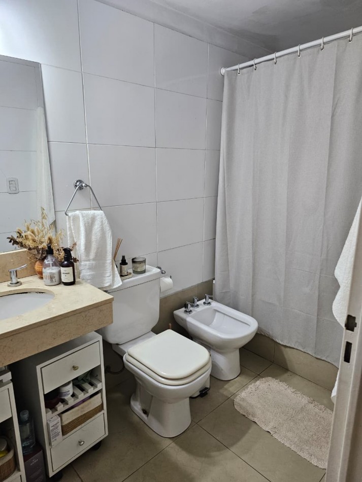 Alquiler Departamento de 3 Ambientes C/Cochera y Pileta en San Isidro