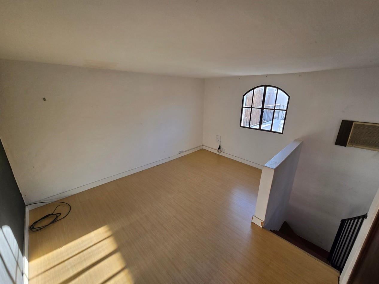Venta Ph San Isidro, 4 Ambientes, Con terraza y cochera