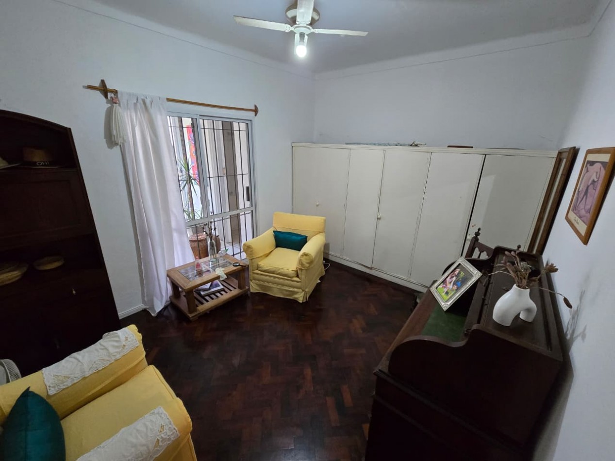 Venta Casa Sobre Lote Propio en La Calabria San Isidro.