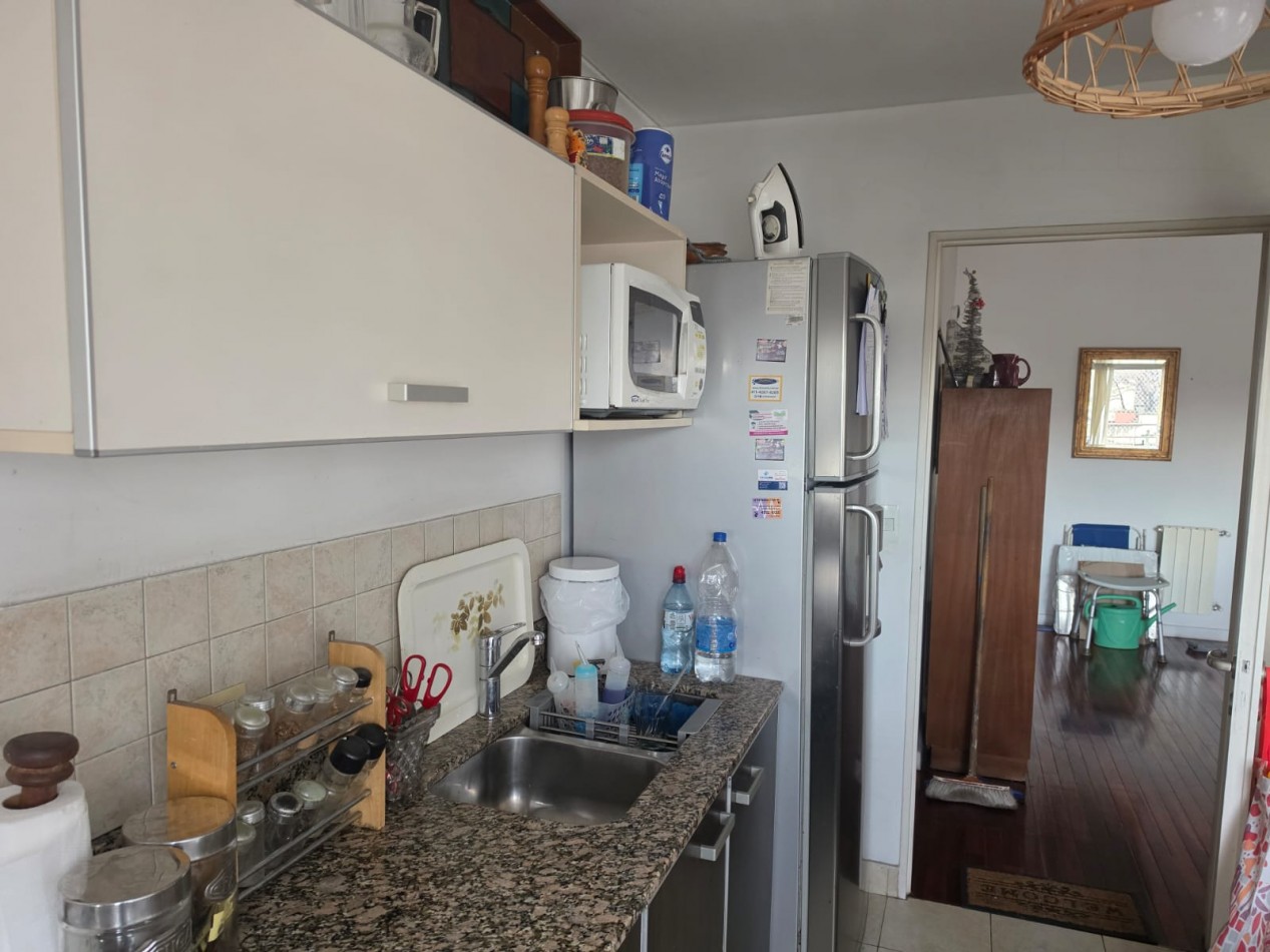 Venta Departamento 2 Ambientes, Sobre Av. F Lacroze en Colegiales.