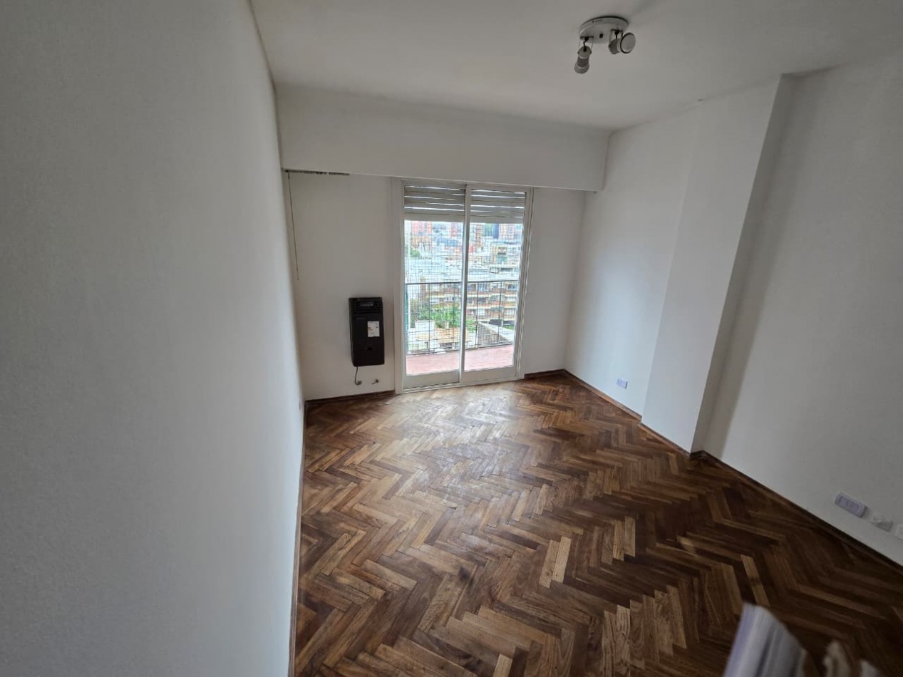 Alquiler Departamento 3 Dormitorios y Dependencias en San Isidro