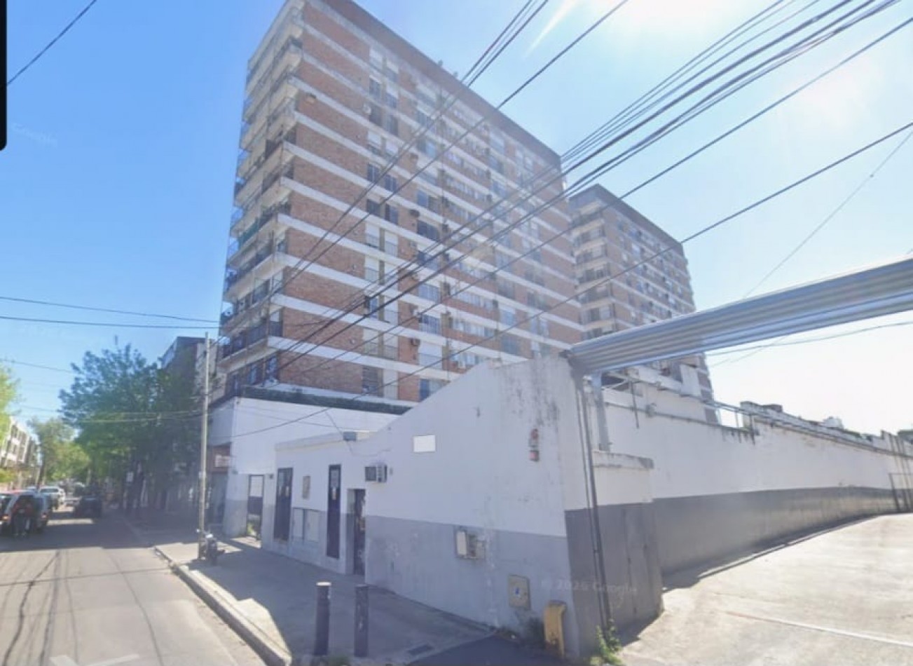 Alquiler Departamento 3 Dormitorios y Dependencias en San Isidro