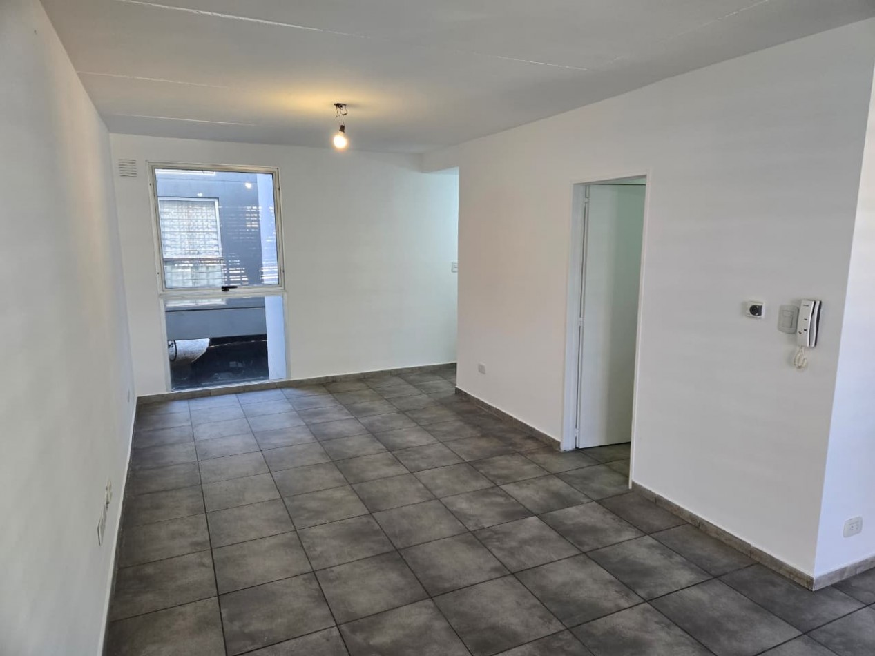 Alquiler Departamento 3 Ambientes con Cochera en San Isidro