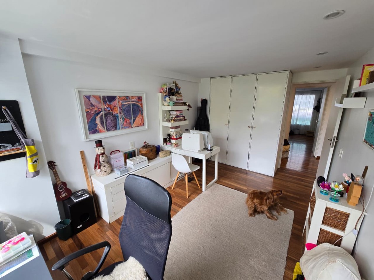 Impecable Casa Moderna en Venta en Lomas de San Isidro
