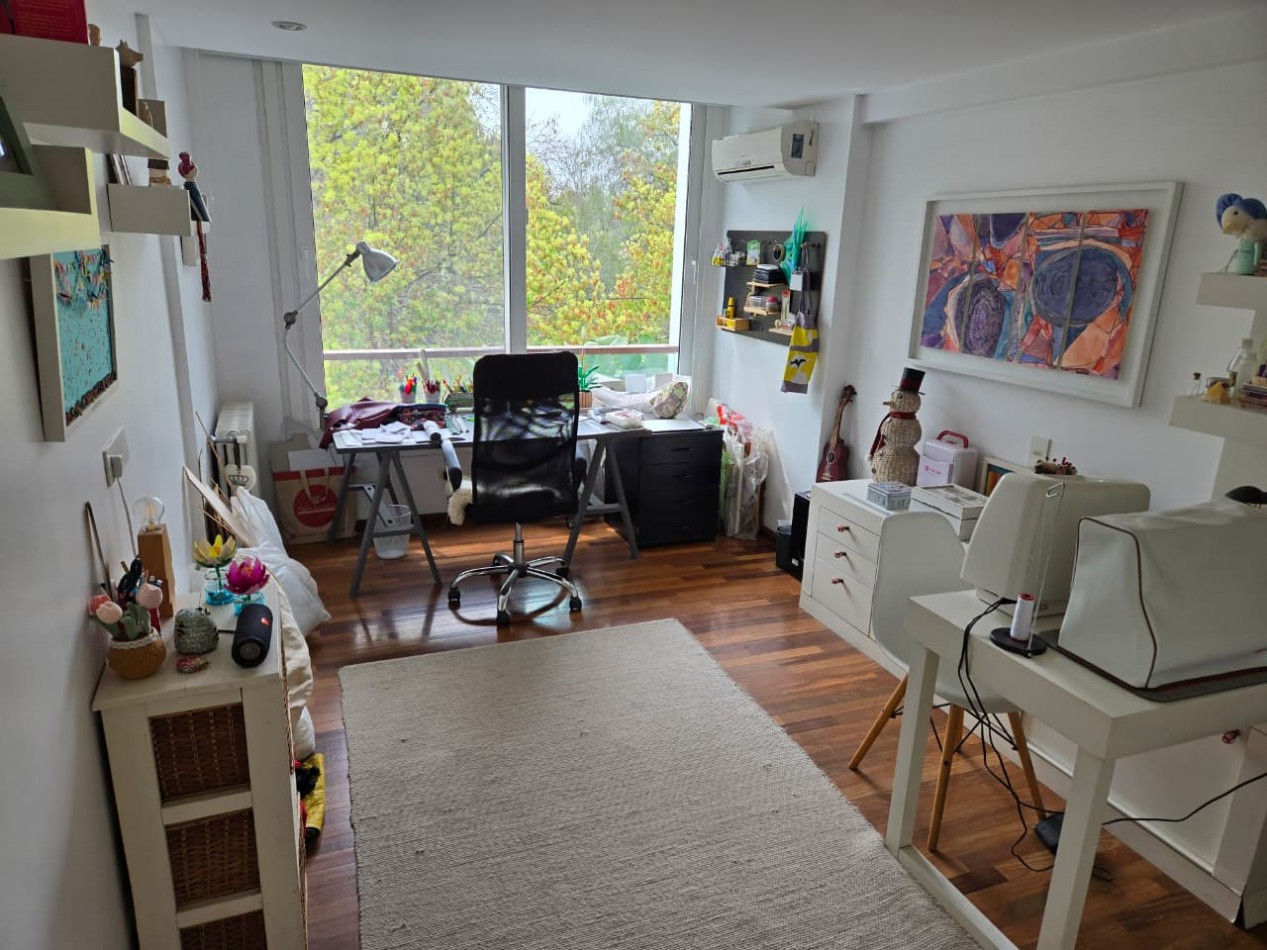 Impecable Casa Moderna en Venta en Lomas de San Isidro