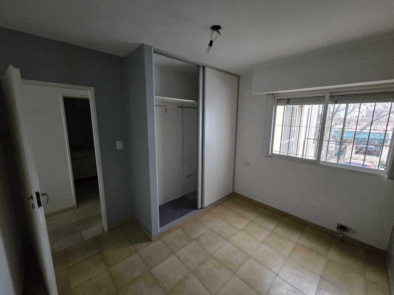 Venta Dos Ph de 3 Amb C/U se venden juntos, entrada independiente. No se pueden subdividir, en San Isidro