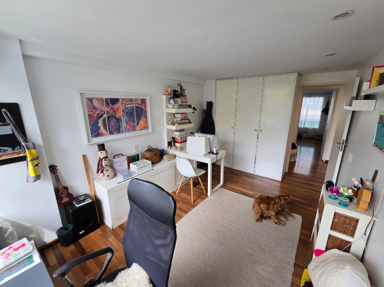 Impecable Casa Moderna en Venta en Lomas de San Isidro
