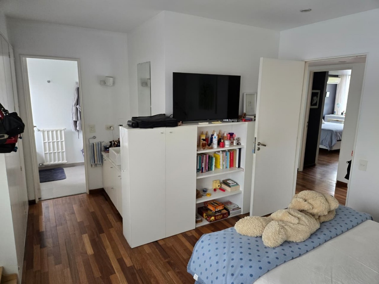 Impecable Casa Moderna en Venta en Lomas de San Isidro