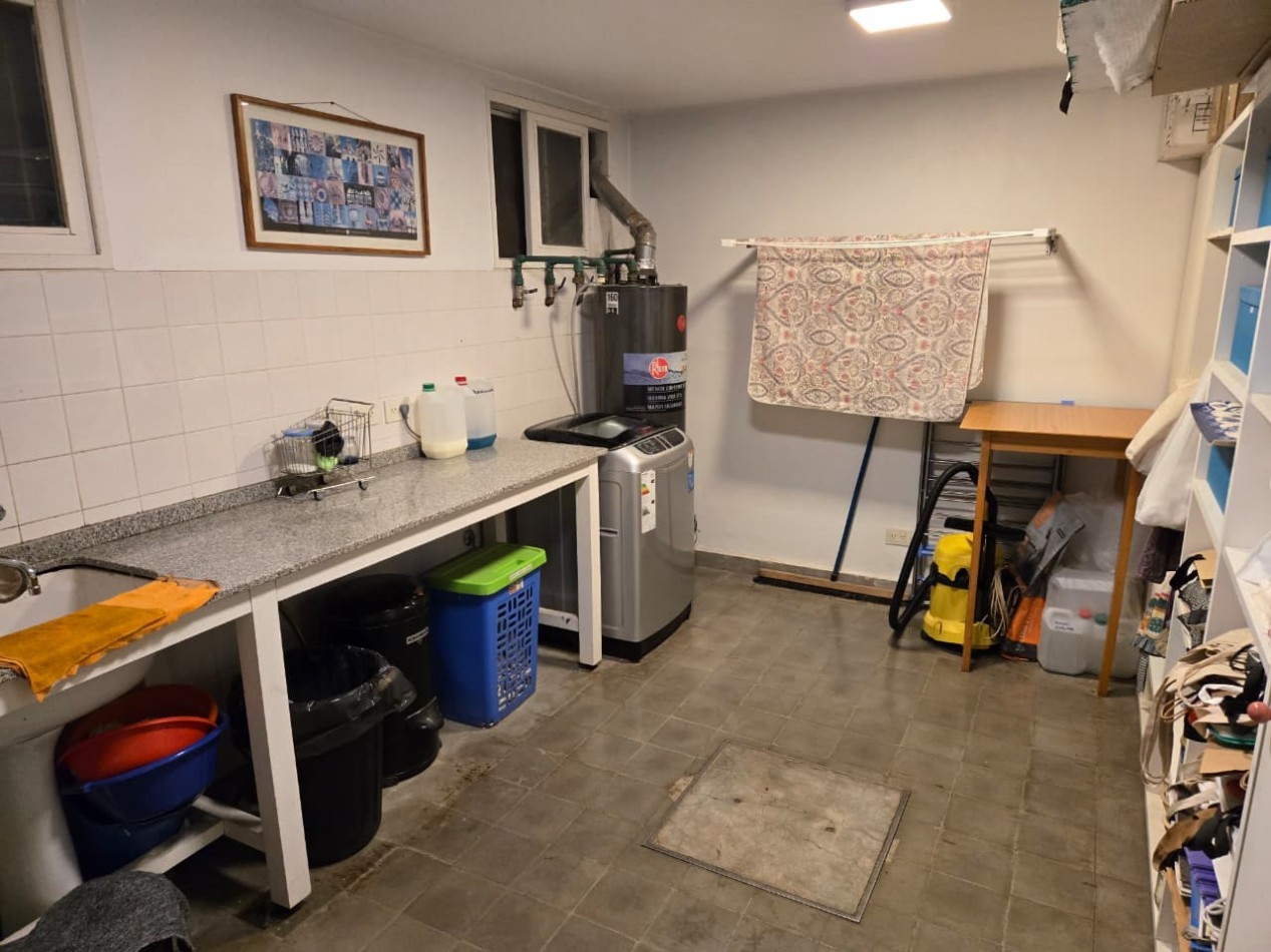 Impecable Casa Moderna en Venta en Lomas de San Isidro