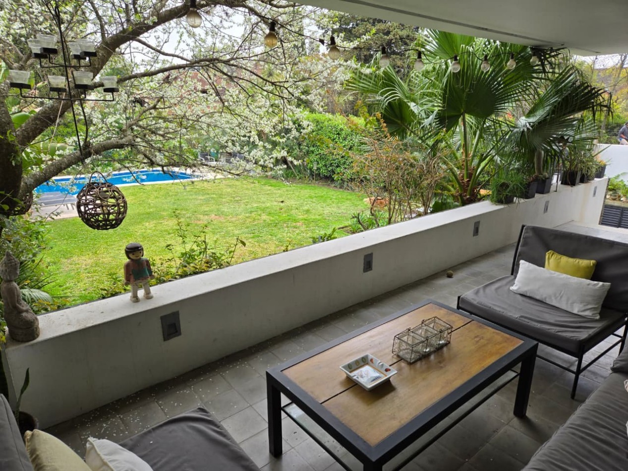 Impecable Casa Moderna en Venta en Lomas de San Isidro