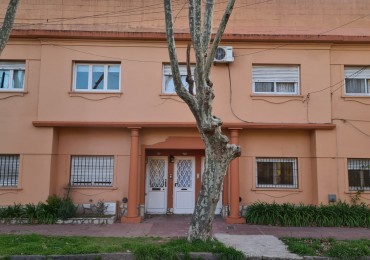 Departamento de 3 Ambientes con Jardín