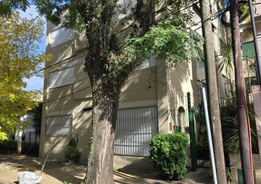 Departamento de 2 Ambientes con patio en el centro de San Isidro